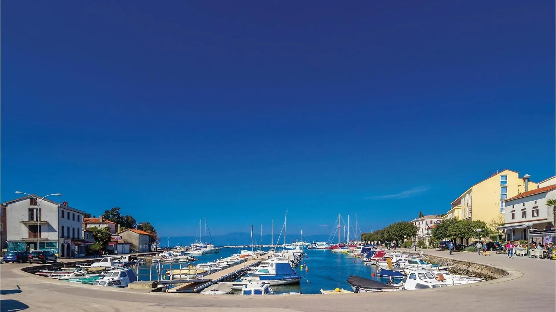 Nice Apartment In Malinska With Kitchen 0*,  Croatia